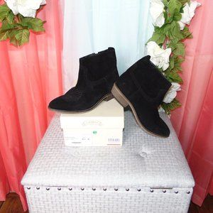 Catarina Olsen Velourk Medium Black Boots